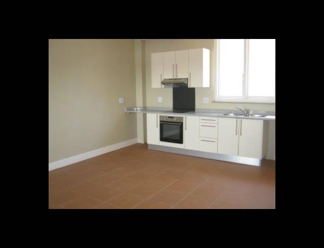 1 BEDROOM APARTMENT TO LET IN POINT WATERFRONT